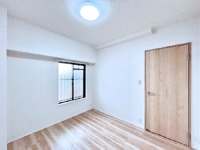 apartment 埼玉県さいたま市浦和区神明２丁目12-10