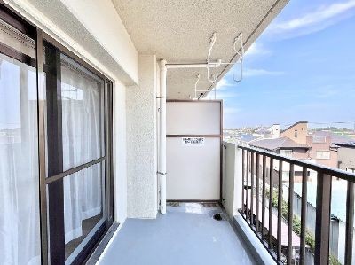 apartment 埼玉県さいたま市浦和区神明２丁目12-10
