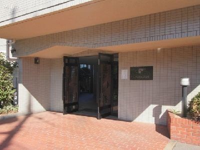 apartment 埼玉県さいたま市浦和区神明２丁目12-10