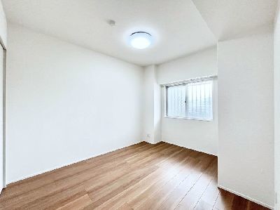 apartment 埼玉県さいたま市浦和区神明２丁目12-10