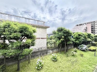 apartment 埼玉県さいたま市浦和区神明２丁目12-10