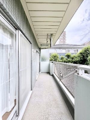 apartment 埼玉県さいたま市浦和区神明２丁目12-10