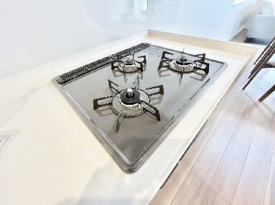 apartment 埼玉県さいたま市浦和区神明２丁目12-10