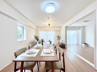 apartment 埼玉県さいたま市浦和区神明２丁目12-10