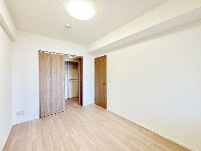 apartment 埼玉県さいたま市浦和区神明２丁目12-10