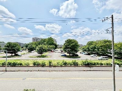 apartment 埼玉県さいたま市浦和区神明２丁目12-10