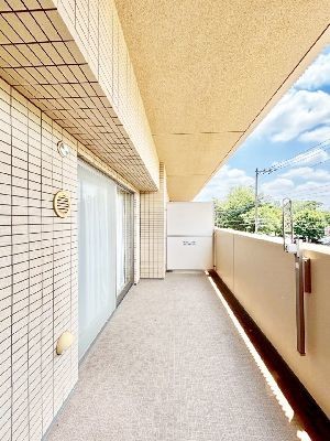 apartment 埼玉県さいたま市浦和区神明２丁目12-10