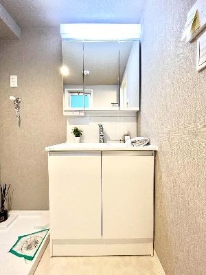 apartment 埼玉県さいたま市浦和区神明２丁目12-10