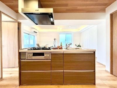 apartment 埼玉県さいたま市浦和区神明２丁目12-10