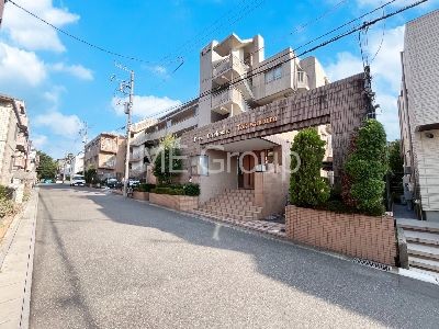 apartment 埼玉県さいたま市浦和区神明２丁目12-10