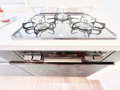 apartment 埼玉県さいたま市浦和区神明２丁目12-10