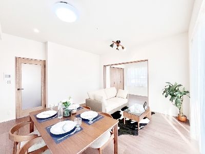 apartment 埼玉県さいたま市浦和区神明２丁目12-10