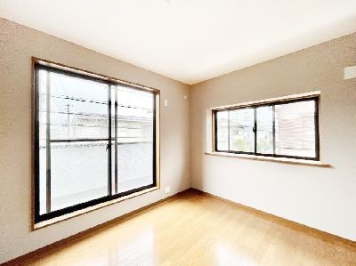 detached 千葉県柏市酒井根５丁目
地図を見る