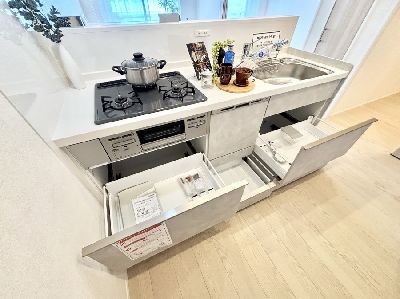 apartment 埼玉県さいたま市浦和区神明２丁目12-10