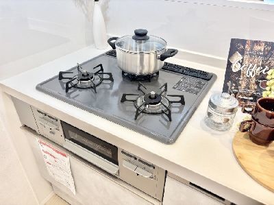 apartment 埼玉県さいたま市浦和区神明２丁目12-10