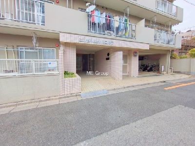 apartment 埼玉県さいたま市浦和区神明２丁目12-10