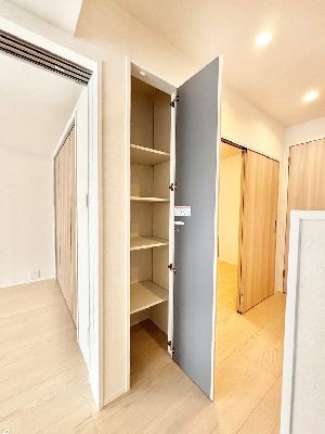 apartment 埼玉県さいたま市浦和区神明２丁目12-10