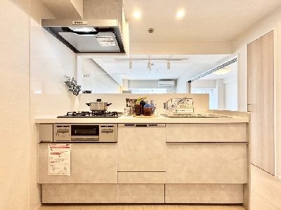 apartment 埼玉県さいたま市浦和区神明２丁目12-10