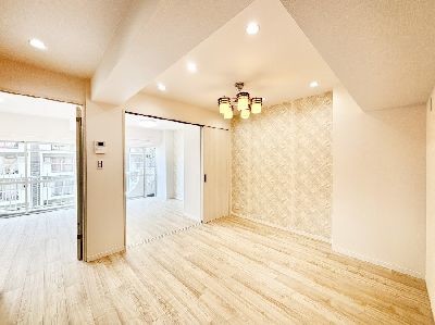 apartment 埼玉県蕨市中央１丁目
地図を見る