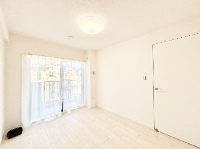 apartment 埼玉県さいたま市浦和区神明２丁目12-10