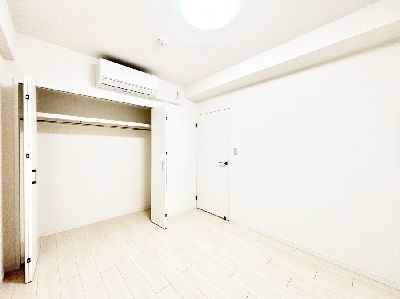 apartment 埼玉県さいたま市浦和区神明２丁目12-10
