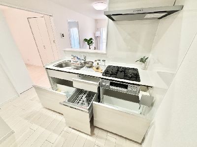 apartment 埼玉県さいたま市浦和区神明２丁目12-10