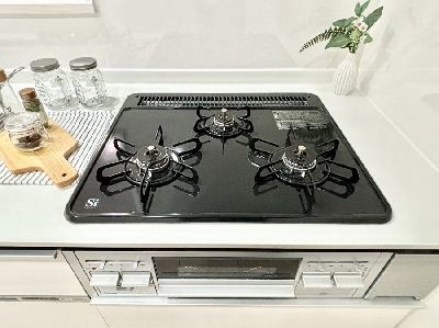 apartment 埼玉県さいたま市浦和区神明２丁目12-10