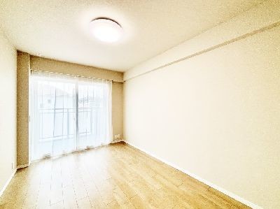 apartment 埼玉県さいたま市浦和区神明２丁目12-10