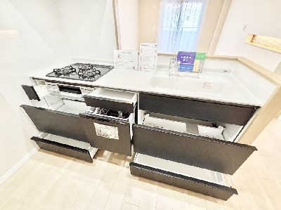 apartment 埼玉県さいたま市浦和区神明２丁目12-10