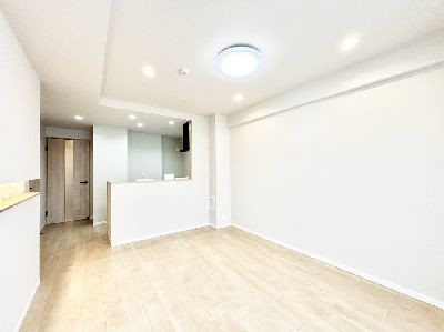 apartment 埼玉県さいたま市浦和区神明２丁目12-10