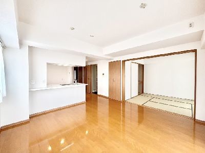 apartment 埼玉県さいたま市浦和区神明２丁目12-10