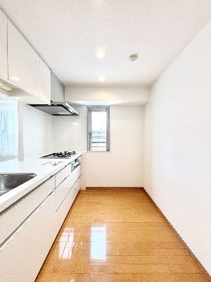 apartment 埼玉県さいたま市浦和区神明２丁目12-10