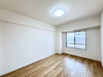 apartment 埼玉県さいたま市浦和区神明２丁目12-10