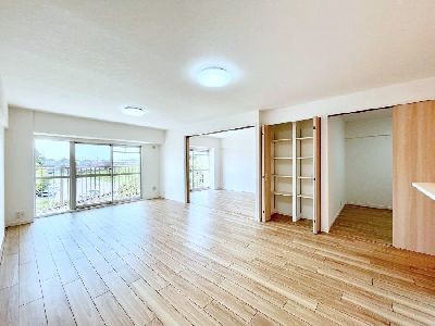 apartment 埼玉県さいたま市浦和区神明２丁目12-10