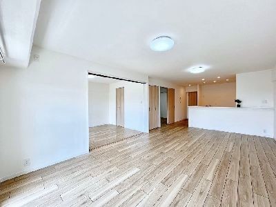apartment 埼玉県さいたま市浦和区神明２丁目12-10