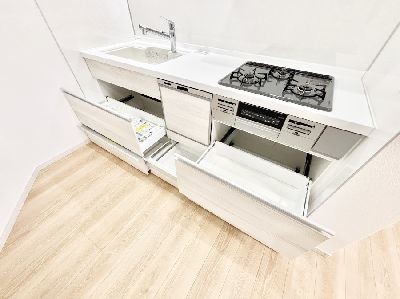 apartment 埼玉県さいたま市浦和区神明２丁目12-10