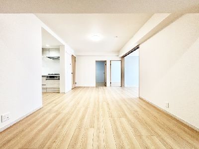 apartment 埼玉県さいたま市浦和区神明２丁目12-10