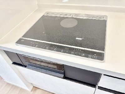 apartment 埼玉県さいたま市浦和区神明２丁目12-10