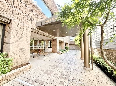 apartment 埼玉県さいたま市浦和区神明２丁目12-10