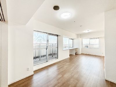 apartment 埼玉県さいたま市浦和区神明２丁目12-10