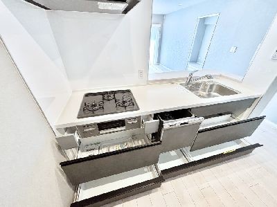 apartment 埼玉県さいたま市浦和区神明２丁目12-10