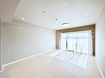 apartment 埼玉県さいたま市浦和区神明２丁目12-10