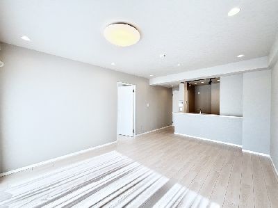 apartment 埼玉県さいたま市浦和区神明２丁目12-10