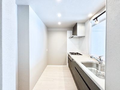 apartment 埼玉県さいたま市浦和区神明２丁目12-10