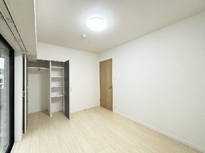 apartment 埼玉県さいたま市浦和区神明２丁目12-10