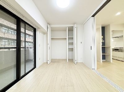 apartment 埼玉県さいたま市浦和区神明２丁目12-10
