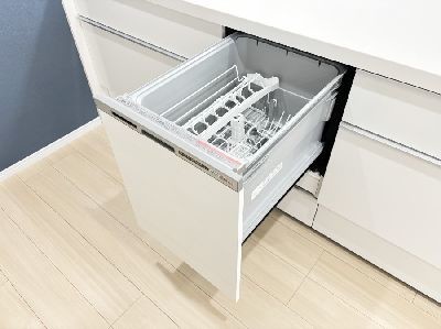 apartment 埼玉県さいたま市浦和区神明２丁目12-10