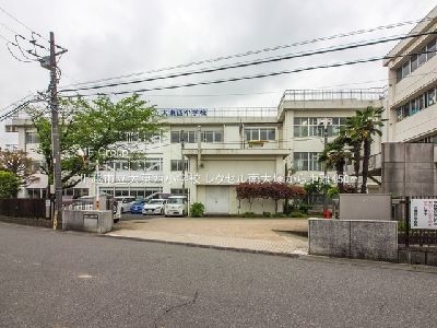 apartment 埼玉県さいたま市浦和区神明２丁目12-10