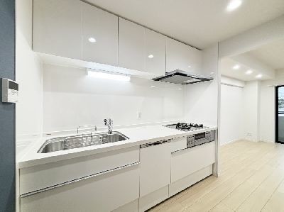 apartment 埼玉県さいたま市浦和区神明２丁目12-10