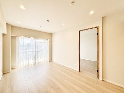 apartment 埼玉県さいたま市浦和区神明２丁目12-10